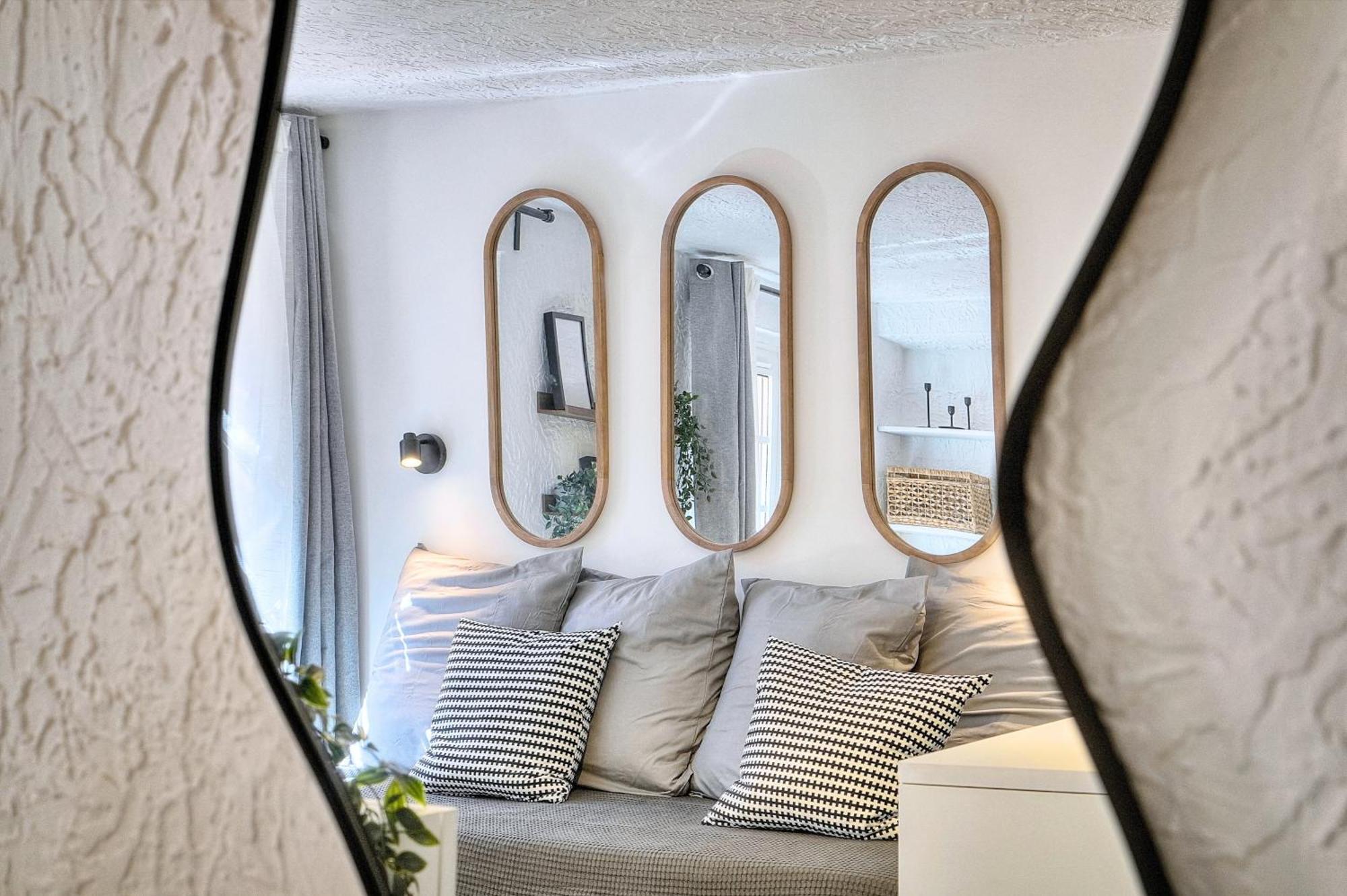 Studio De Luxe Au Coeur De Грас Екстериор снимка